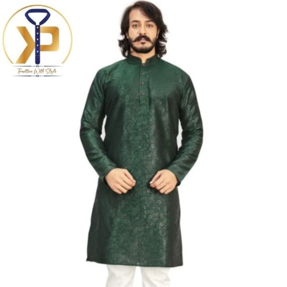 Green Kurta Pyjama Set With Printed Design